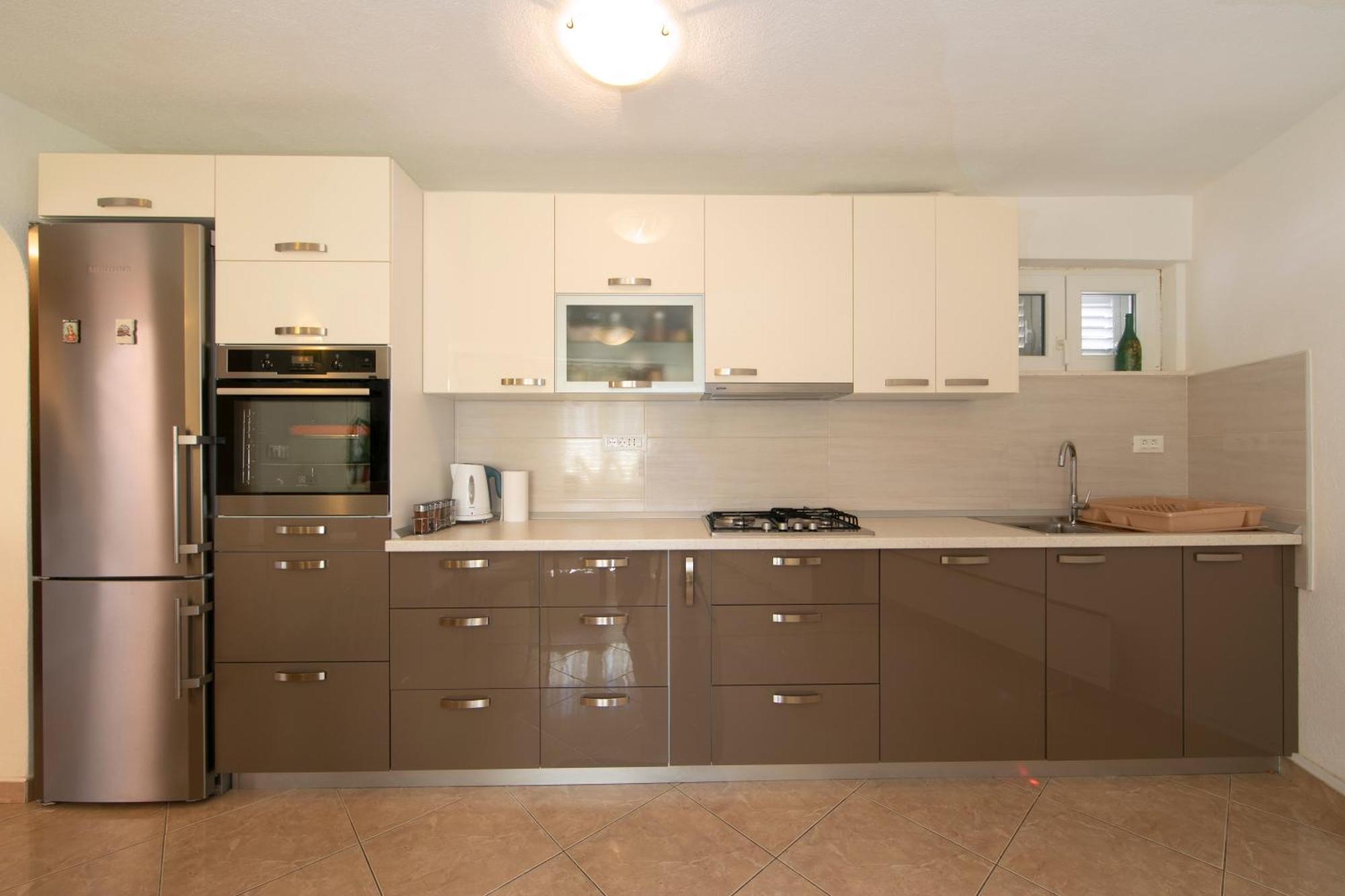 Apartmani Darinka Baska Voda Exterior photo
