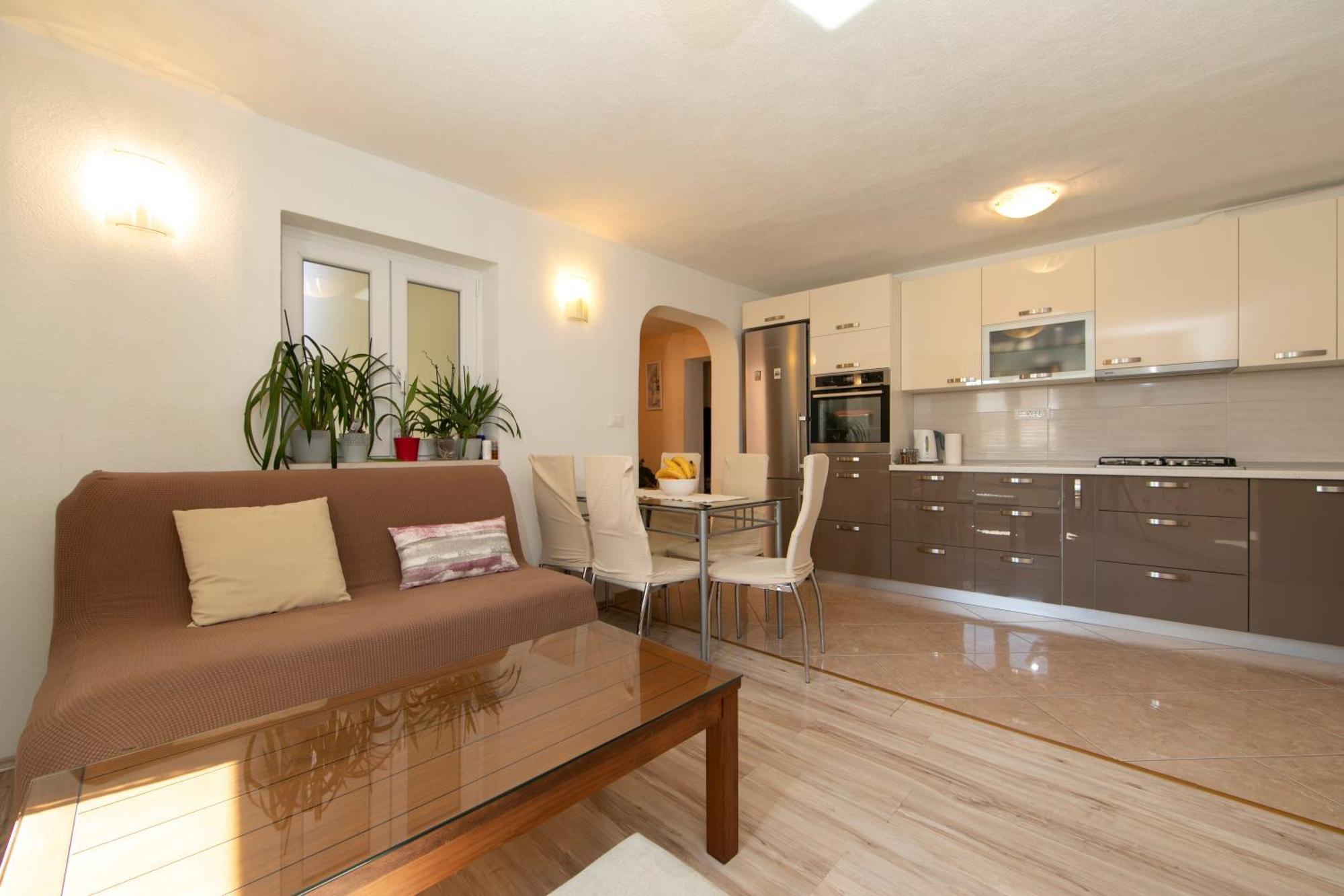 Apartmani Darinka Baska Voda Exterior photo