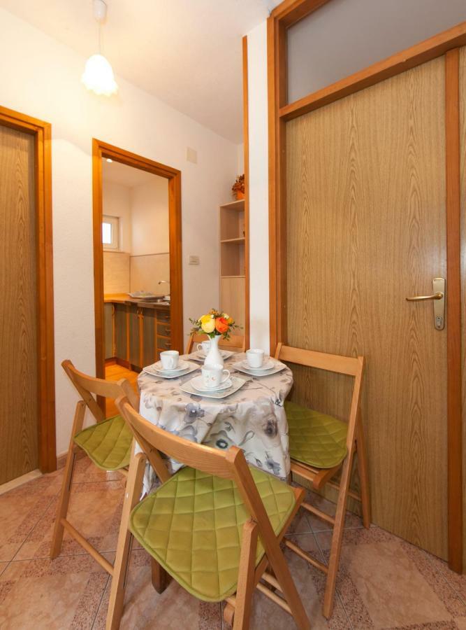 Apartmani Darinka Baska Voda Exterior photo