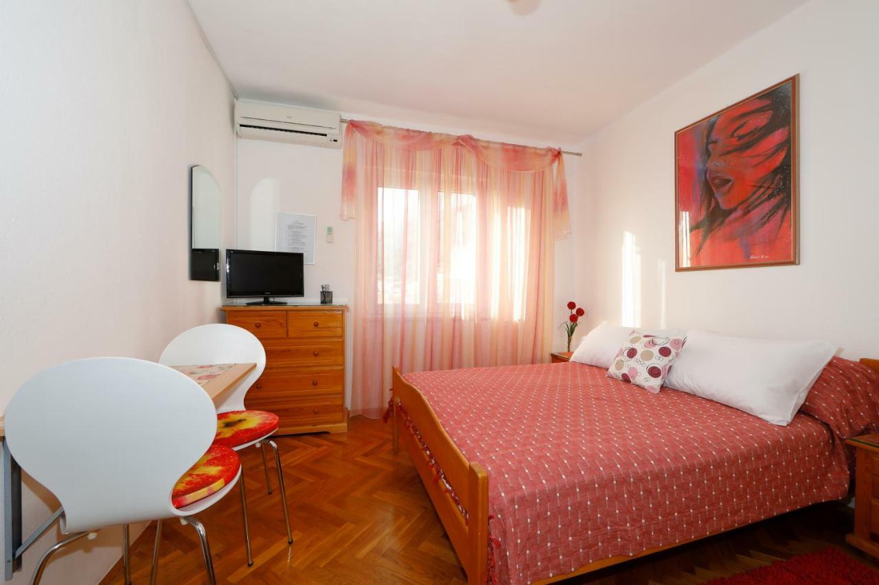 Apartmani Darinka Baska Voda Exterior photo