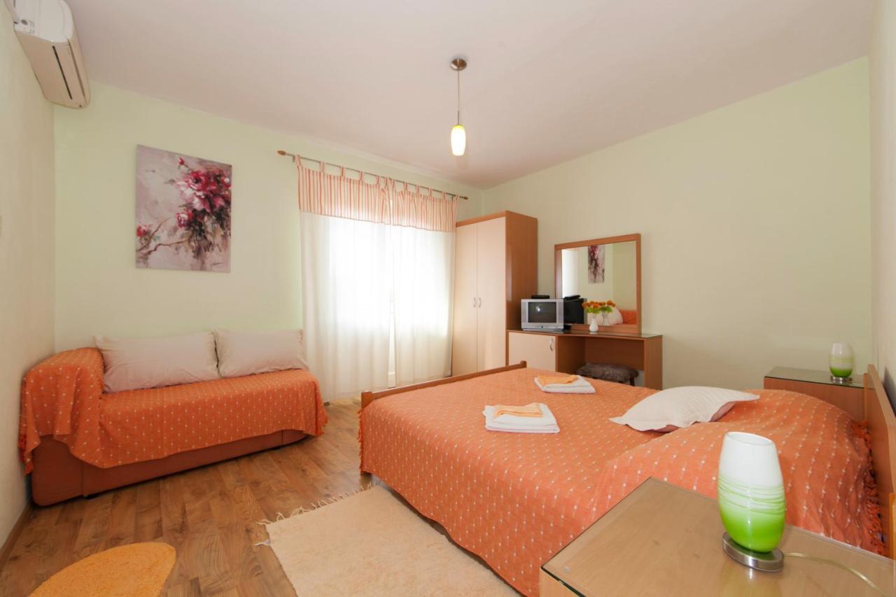 Apartmani Darinka Baska Voda Exterior photo